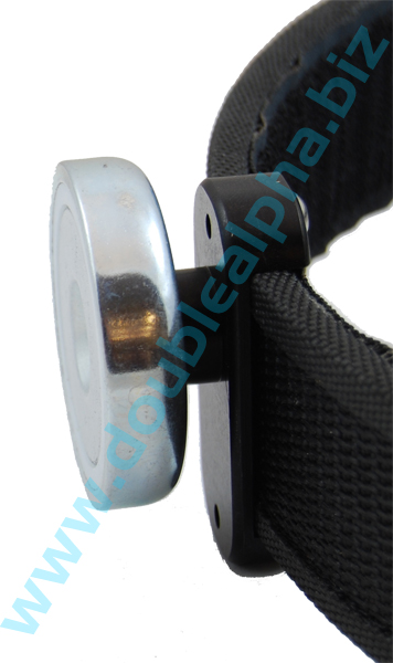 Magnet na zásobník s uchycením na opasek