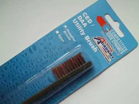 Kartáček na čištění zbraní CED/DAA - bronzový