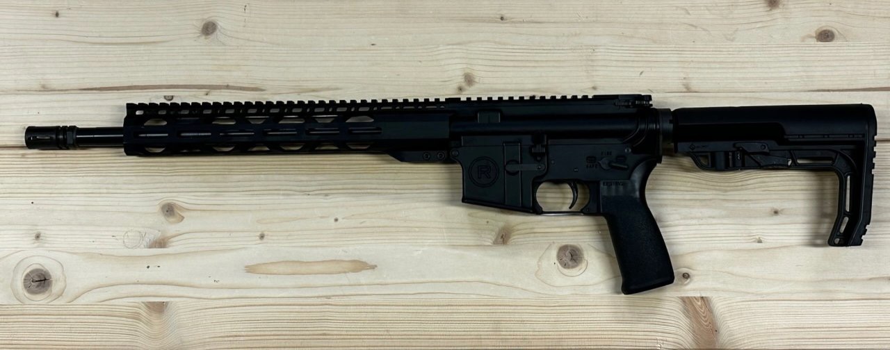 Puška samonabíjecí Radical Firearms RF-15 SOCOM, 14,5" .223