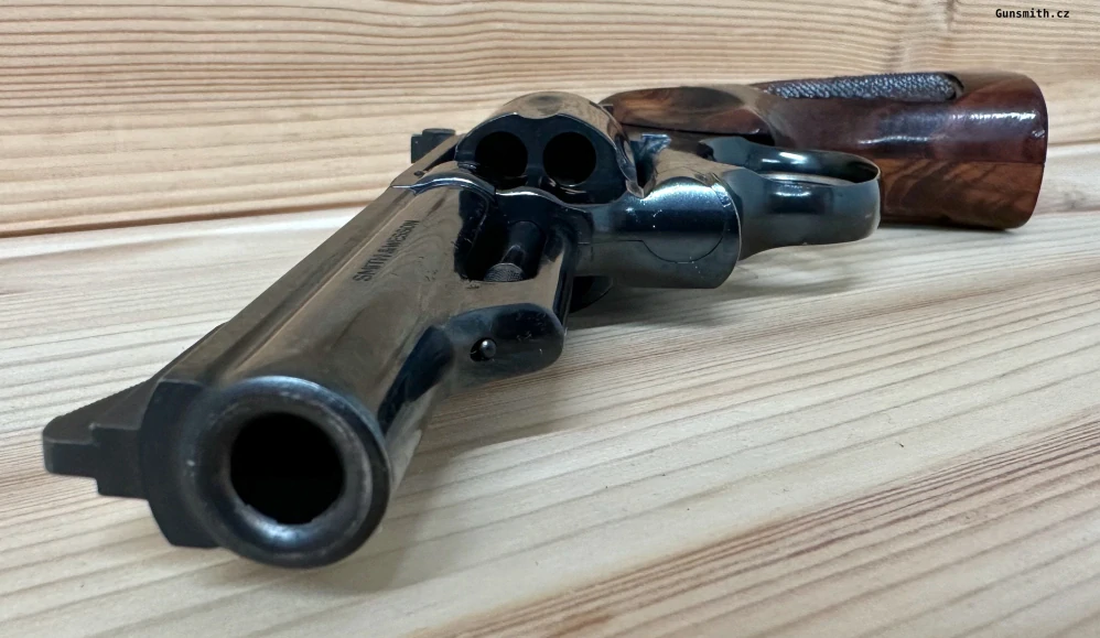 Revolver Smith & Wesson mod. 19-3 cal. .357 Magnum