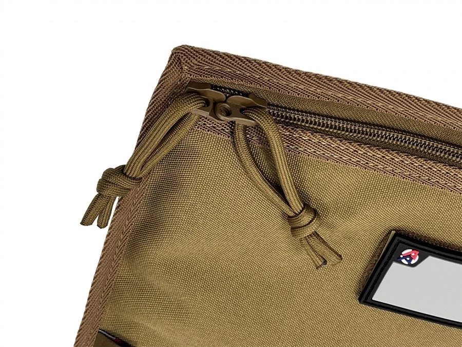 DAA obal na pistoli s jmenovkou FDE