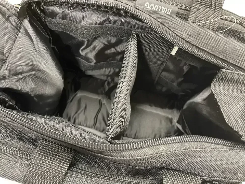 Menší střelecká taška Bulldog černá 33x18x18cm