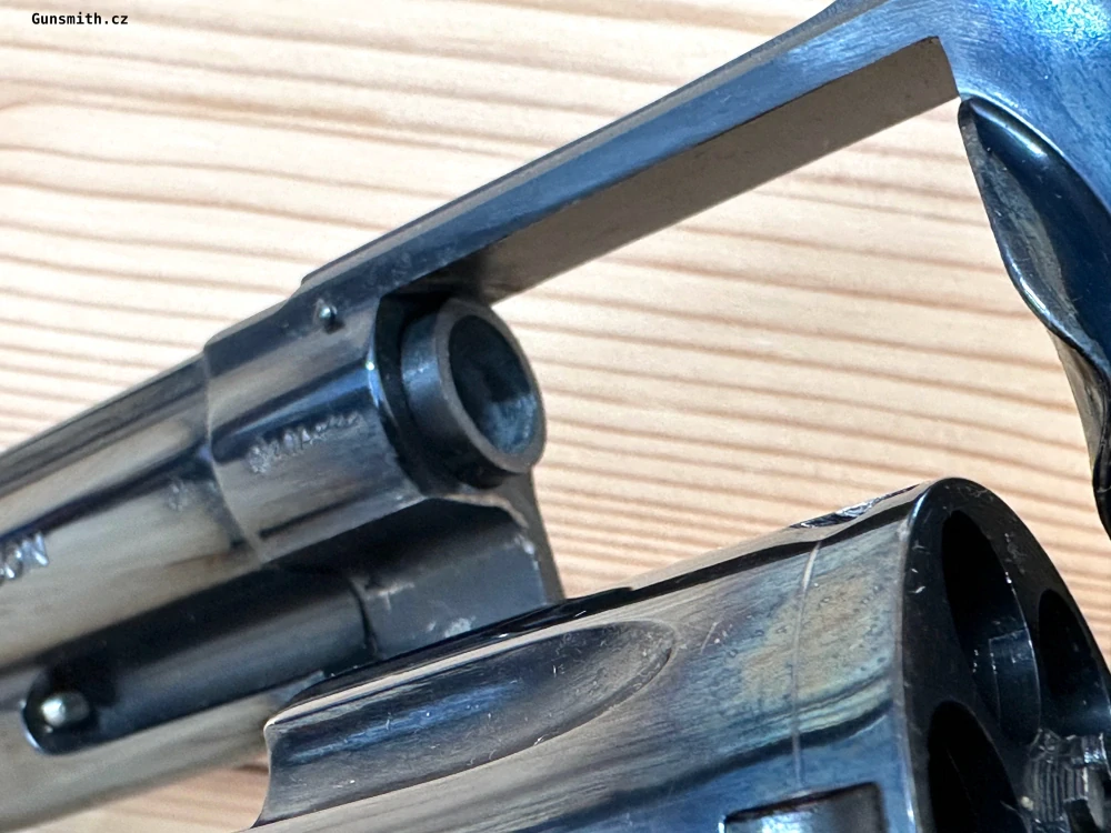 Revolver Smith & Wesson mod. 25-5 cal. .45 Colt