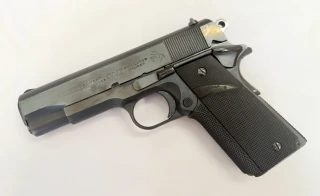 Pistole Colt 1911 Combat Commander 9x19